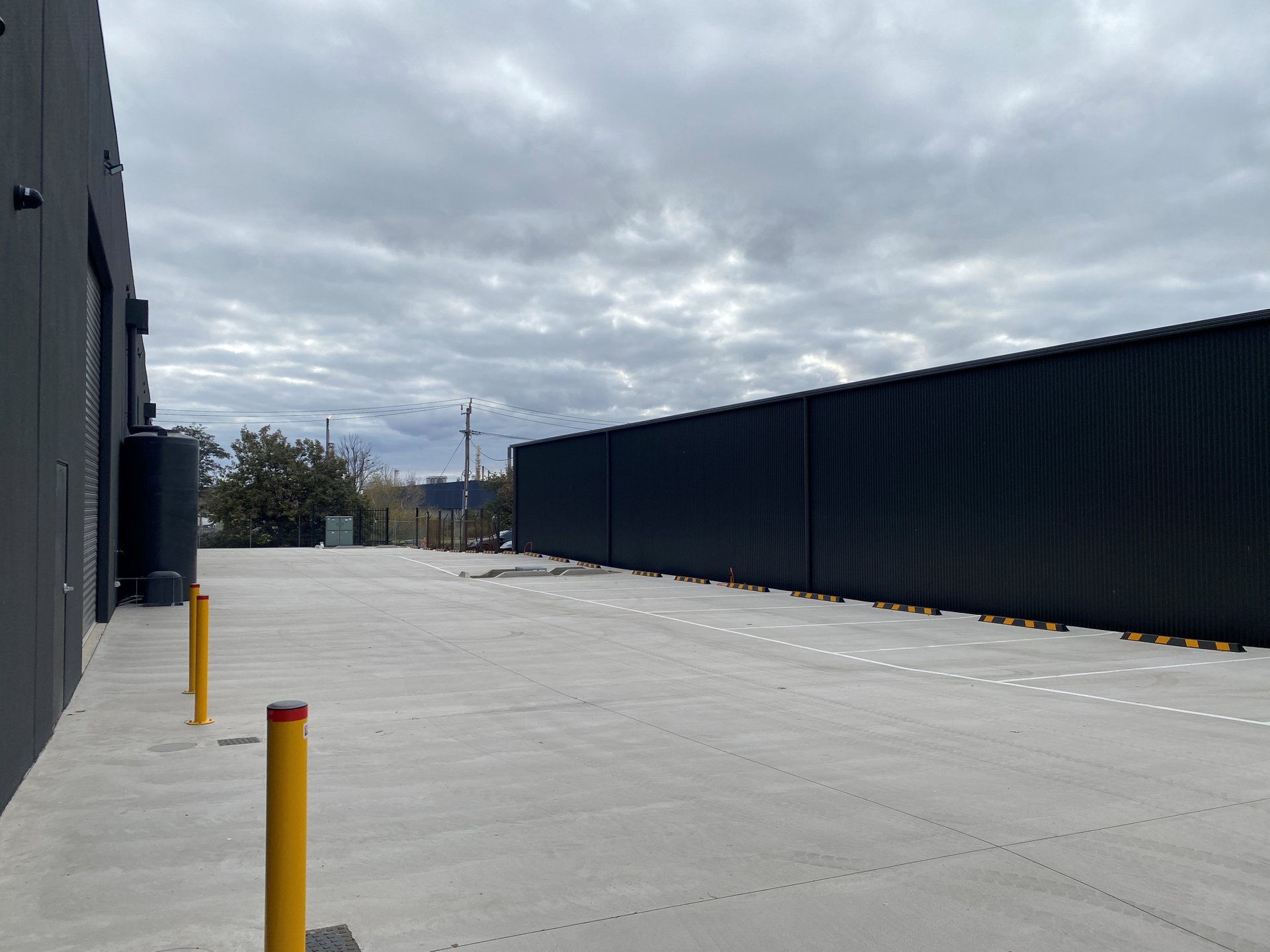 Contact Agent image 4