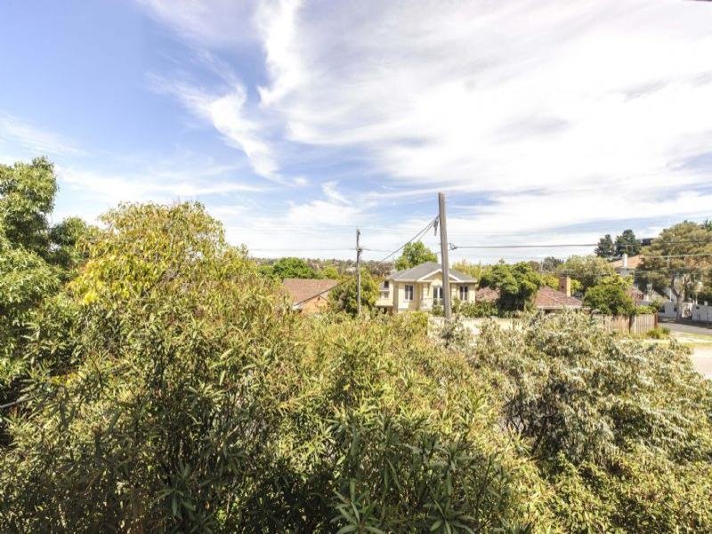 Corner of Toorak Road and Clifton Grove, Hawthorn East image 14