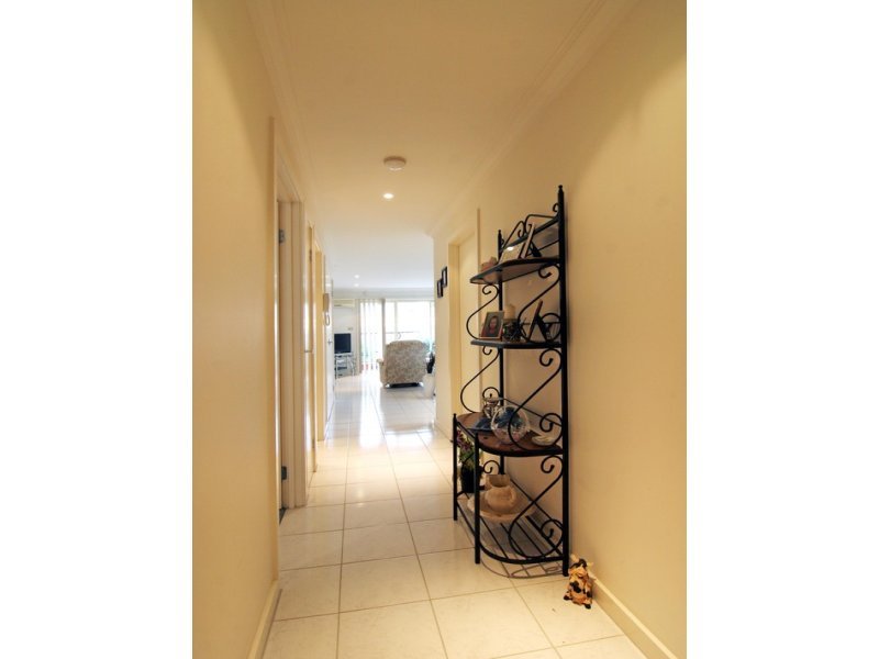 Contact Agent image 7