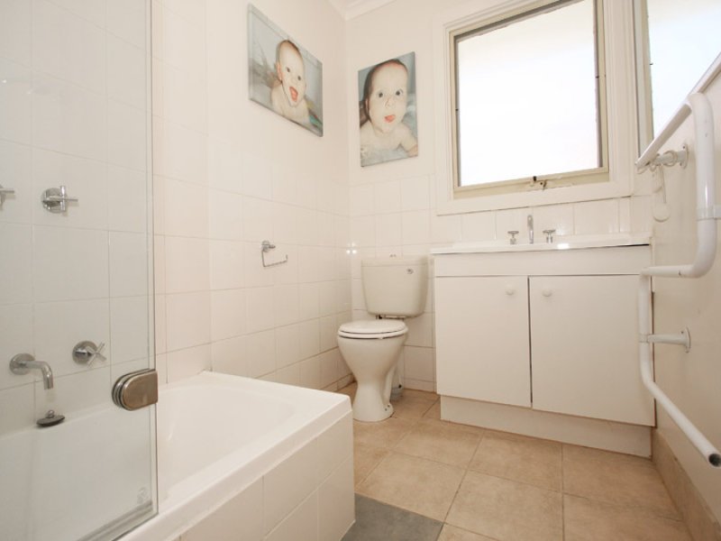 Contact Agent image 7