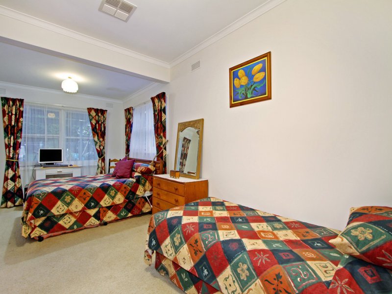 Contact Agent image 8