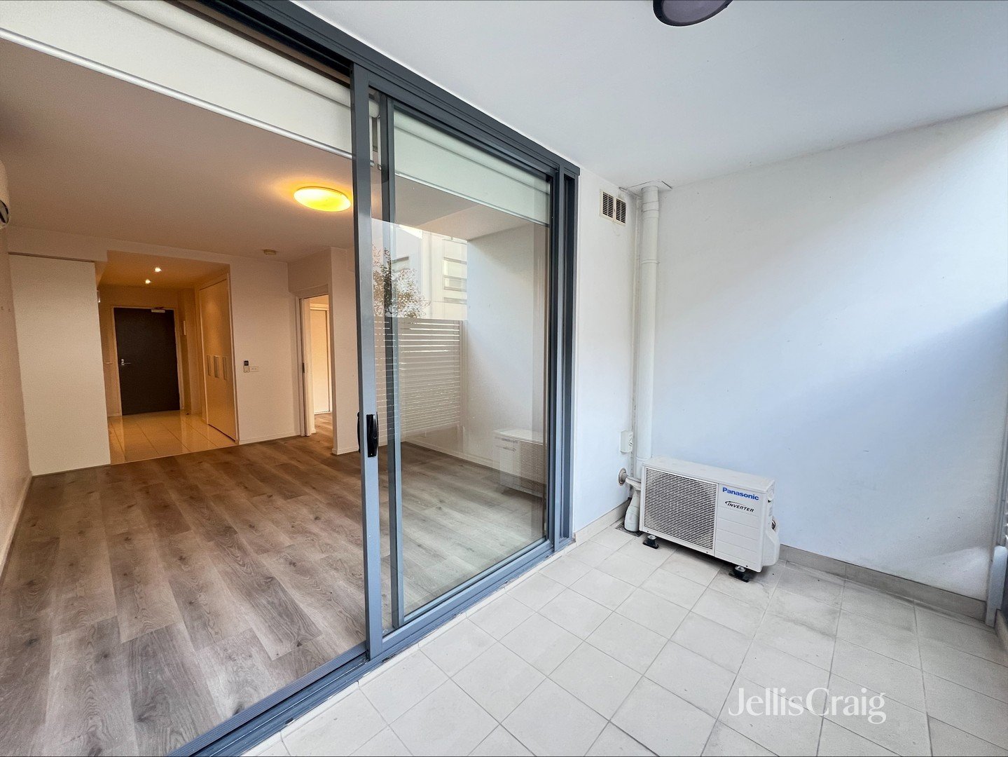 D108/460 Victoria Street, Brunswick image 4
