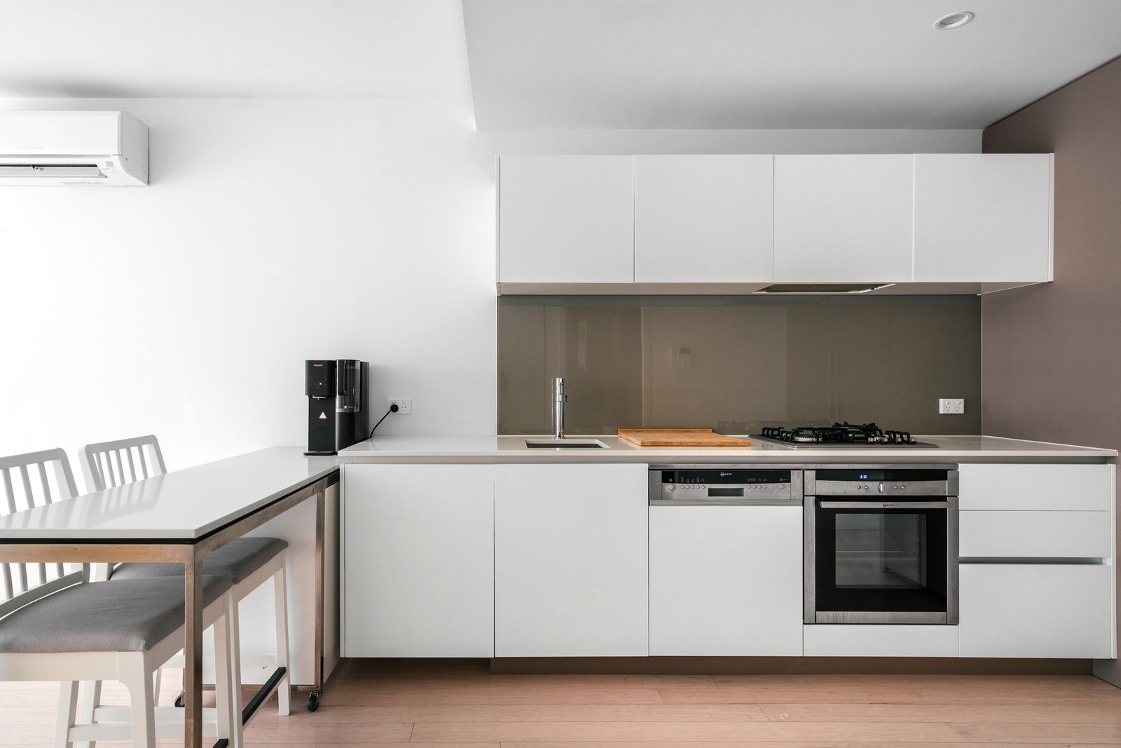 Property Gallery Thumbnail 3