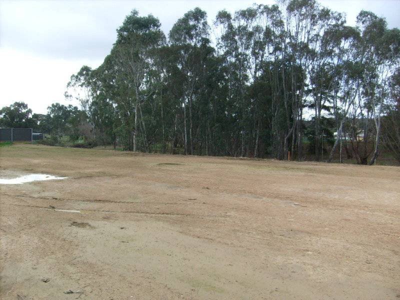 Elizabeth Street, Campbells Creek image 3