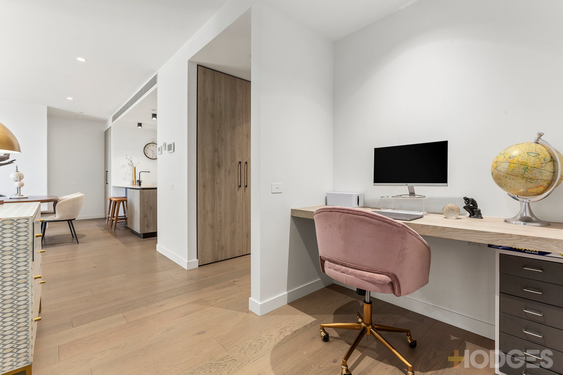 G01 / 214 Bay Road Sandringham