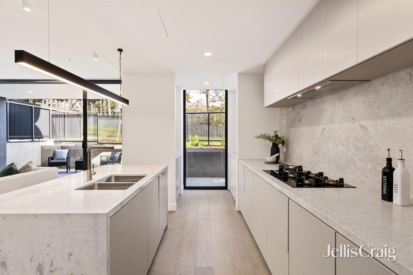 G01/27 Serpells Road, Templestowe image 5