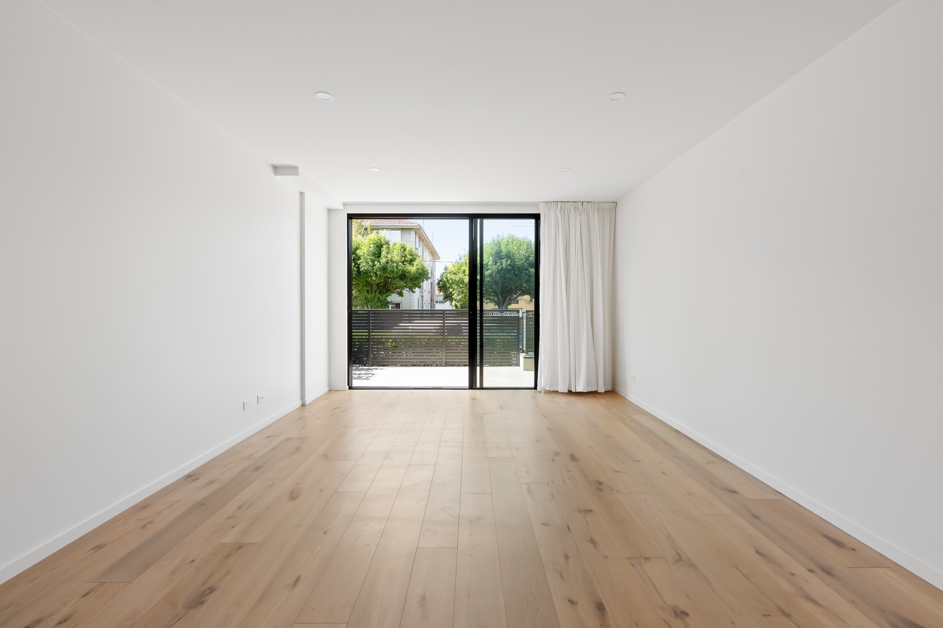 G01/34 Byron Street, Elwood image 3