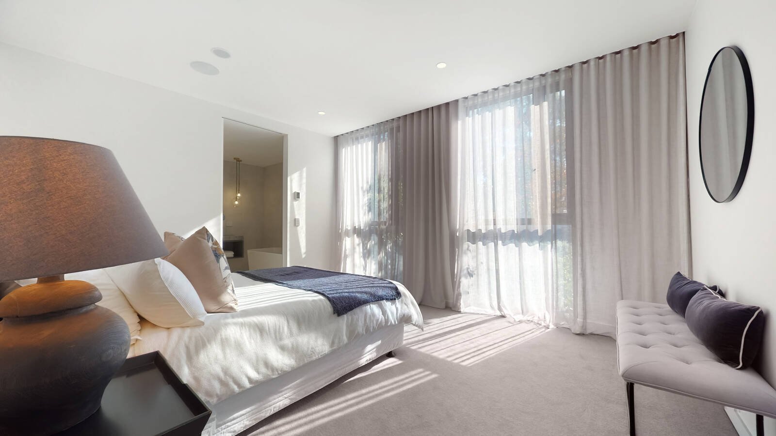 Property Gallery Thumbnail 6