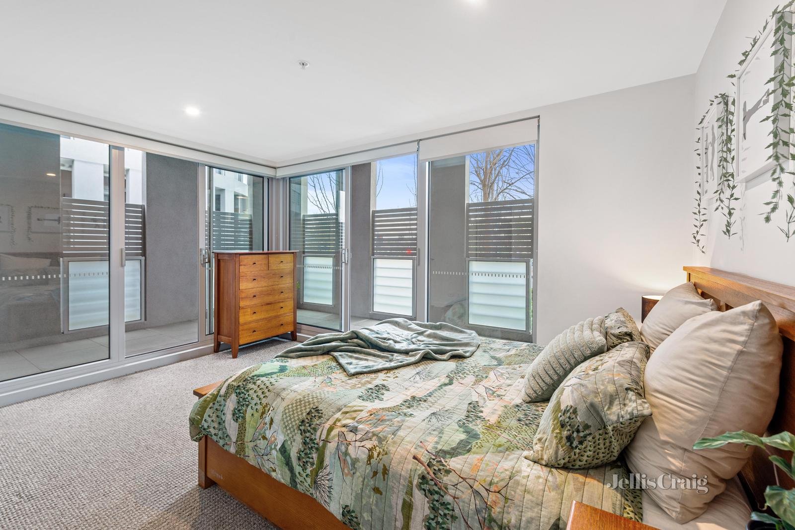 G01B/170 Manningham Road, Bulleen image 6