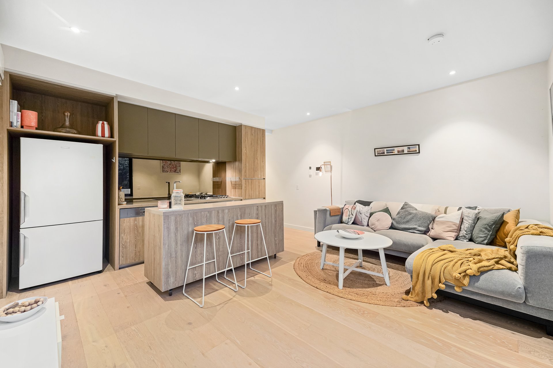 G02/17 Riversdale Road, Hawthorn image 2