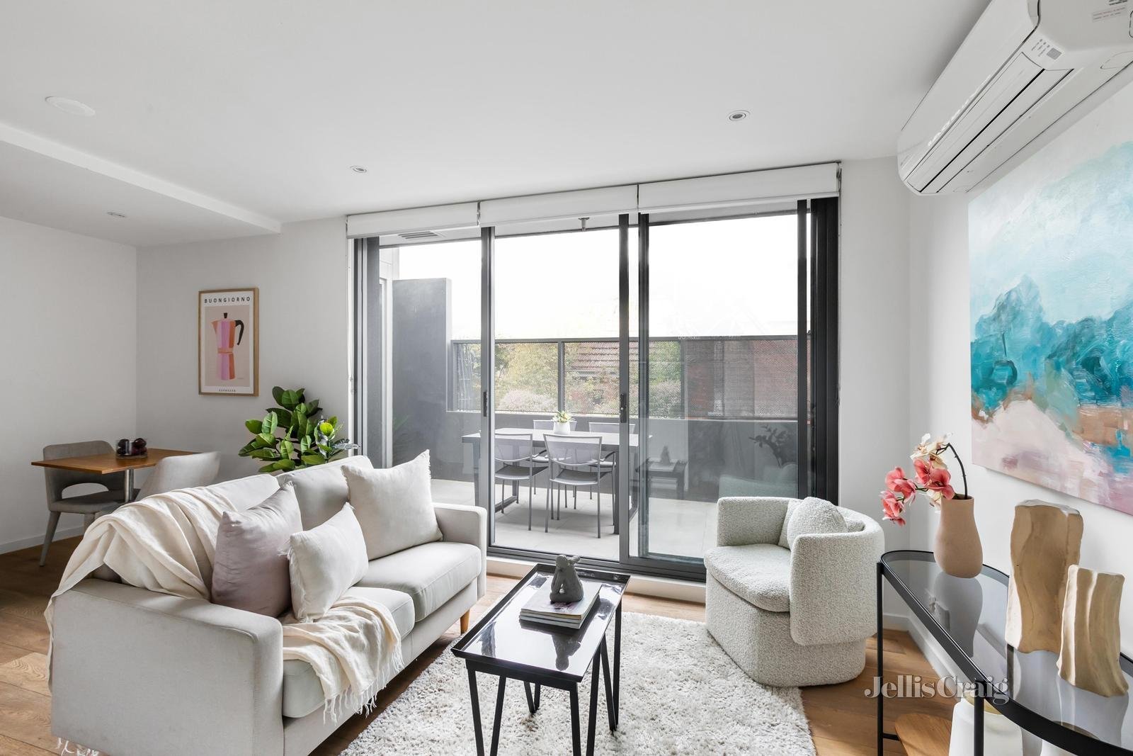 G02/342 Whitehorse Road, Balwyn image 6