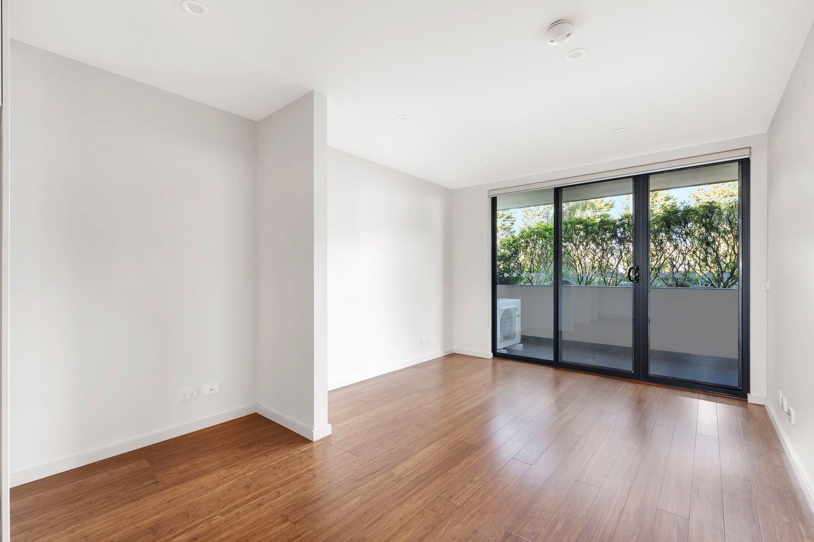 G02/519-521 High Street Road, Mount&nbsp;Waverley image 2