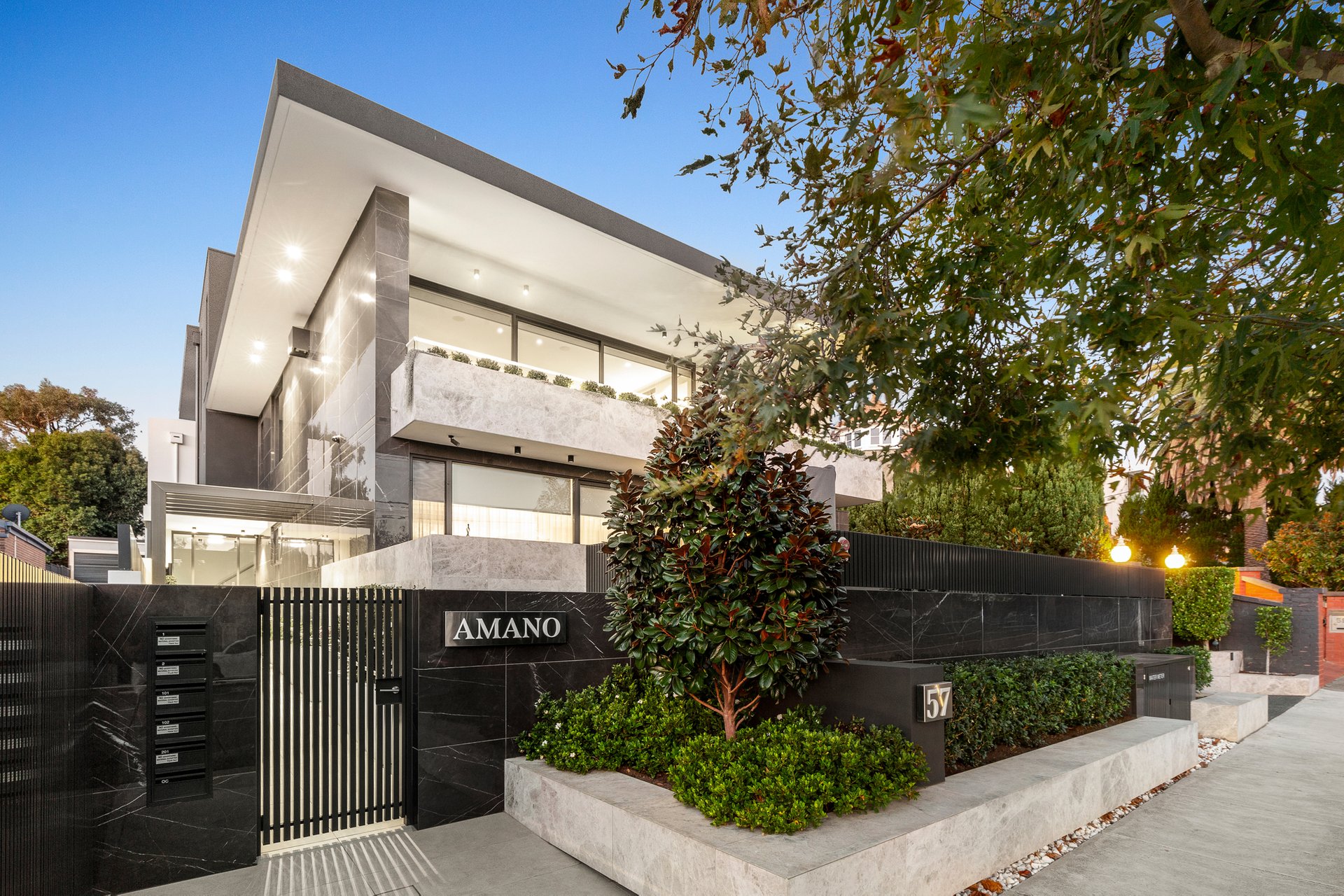 Property Gallery - Main Image