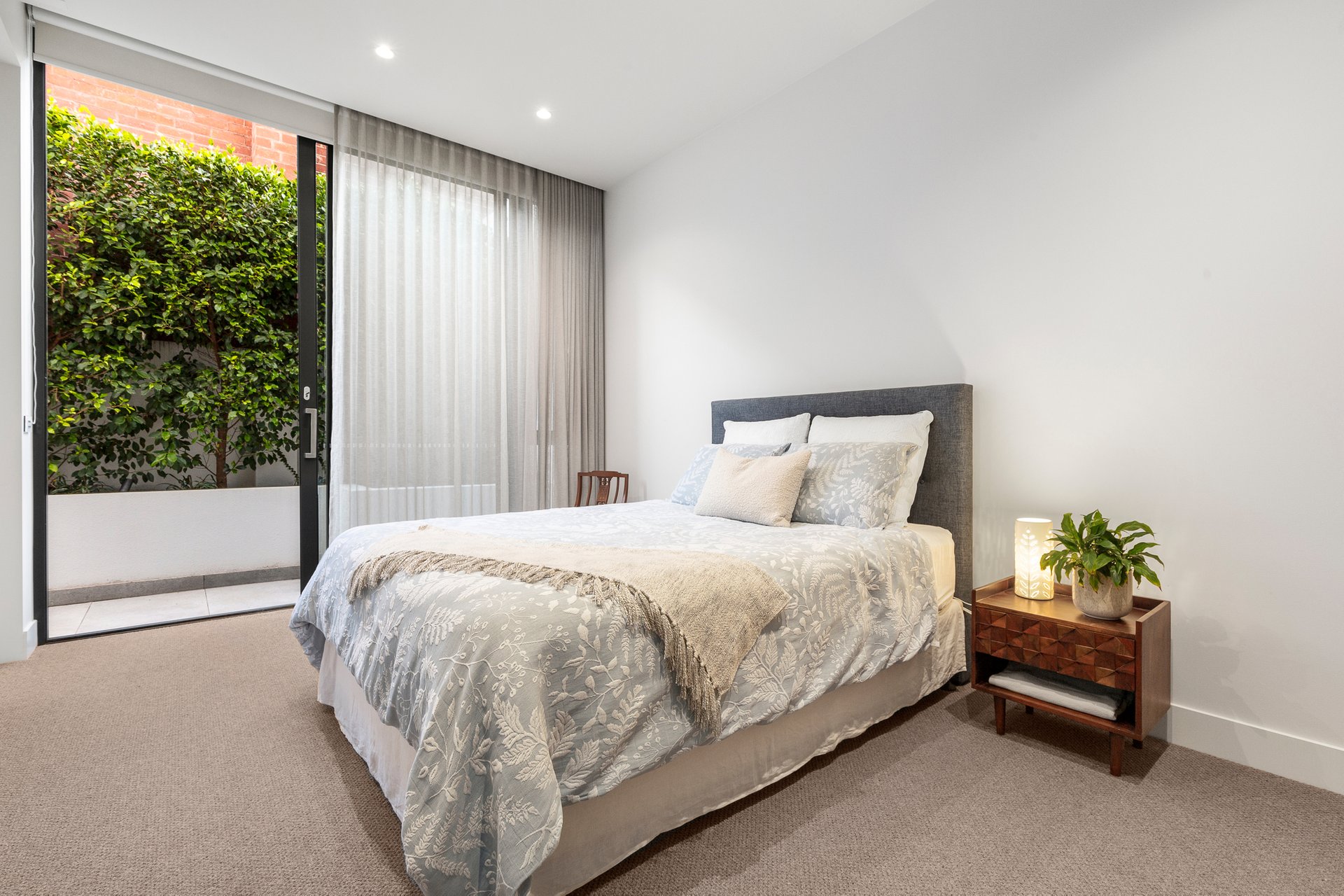 Property Gallery Thumbnail 8