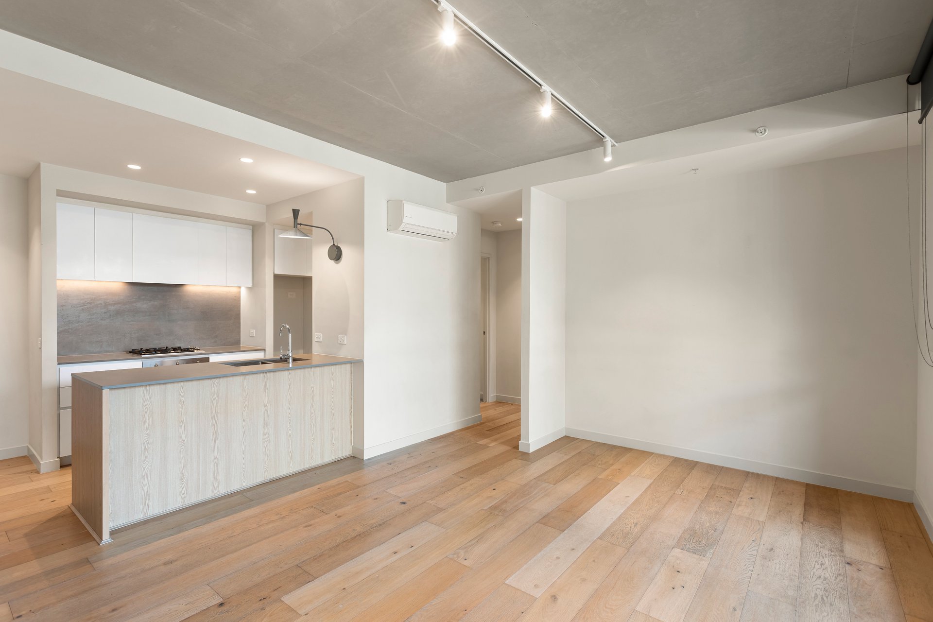 Property Gallery - Main Image