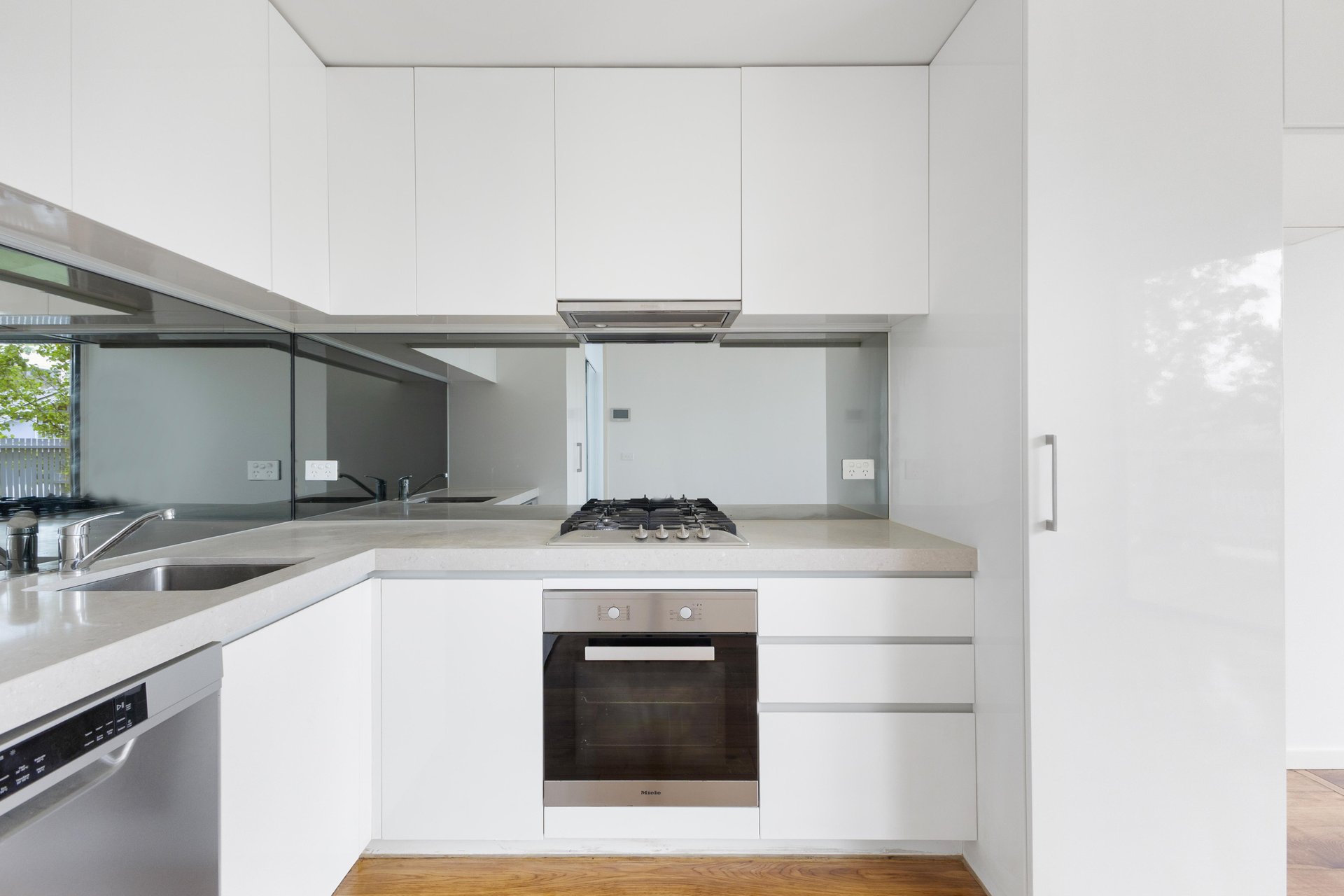 g02/77 High Street, Kew image 5