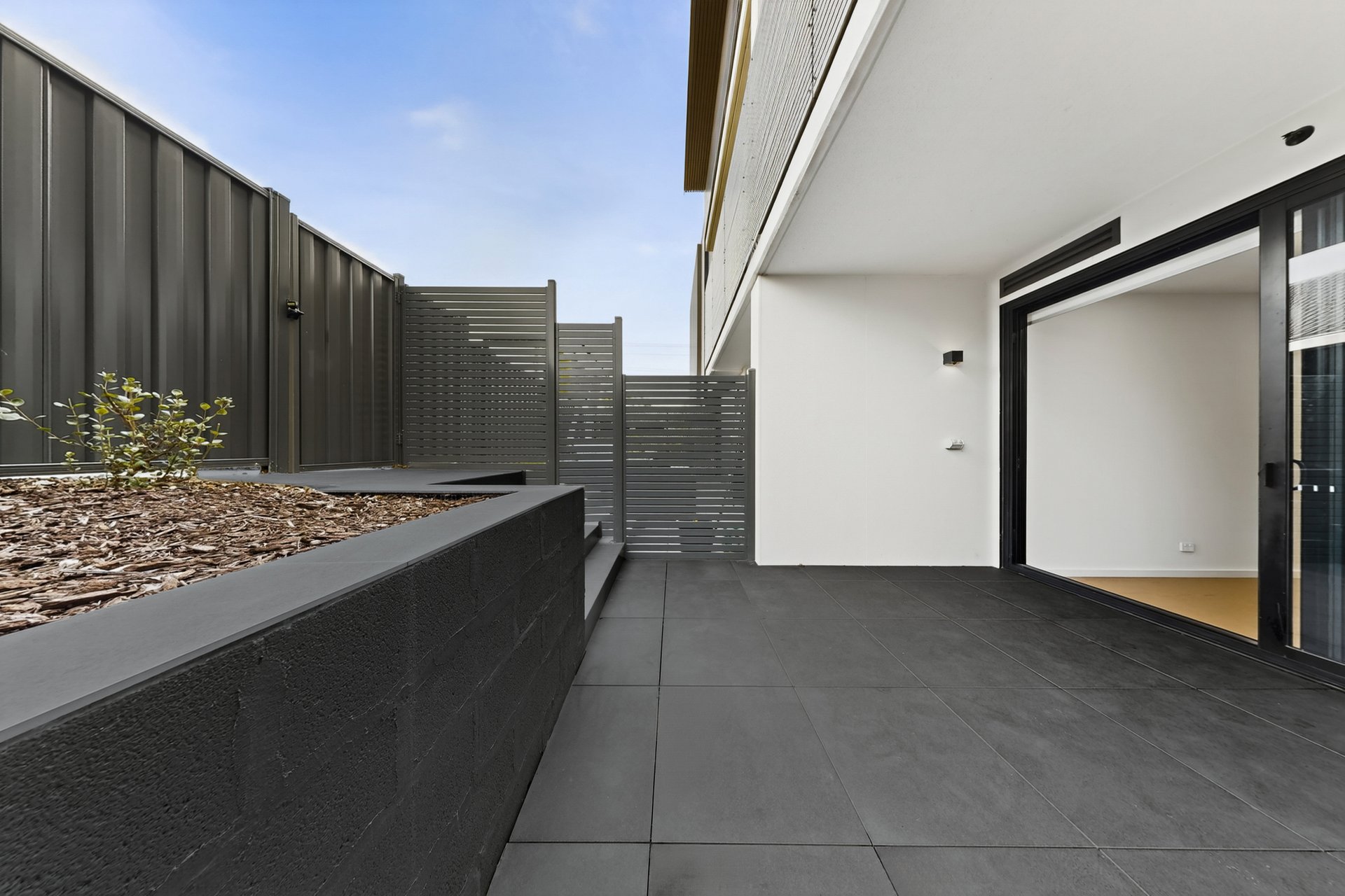 G03/1090 Nepean Highway, Highett image 12