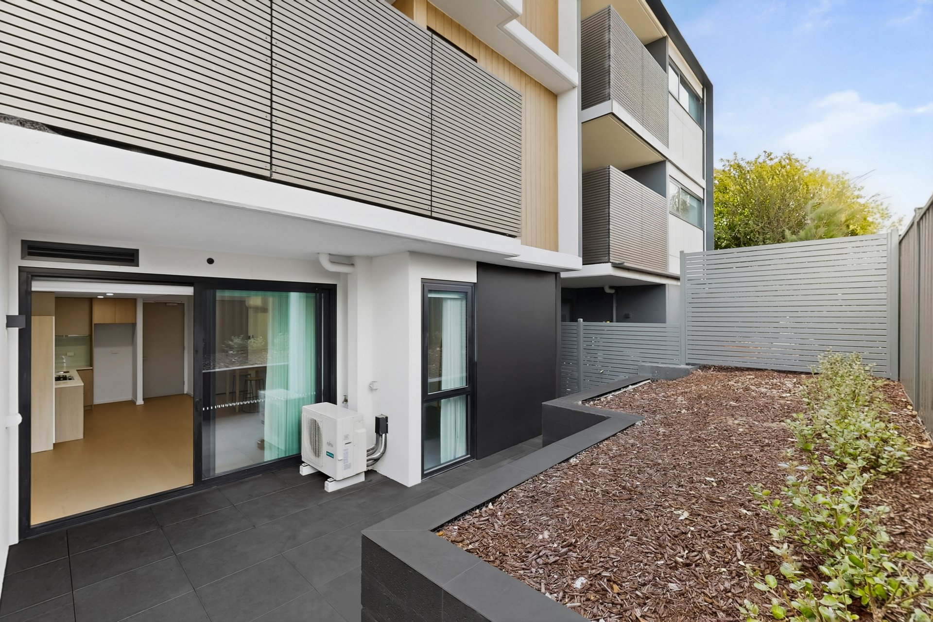 G03/1090 Nepean Highway, Highett image 11