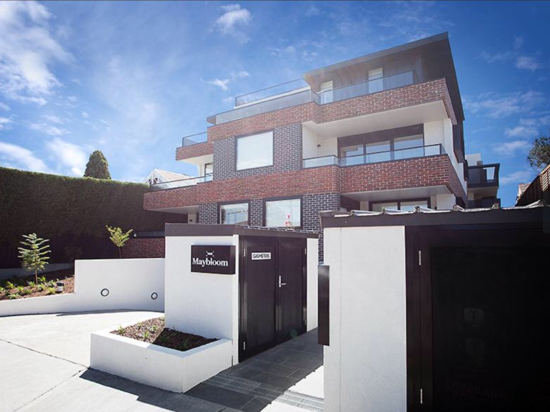 Property Gallery - Main Image