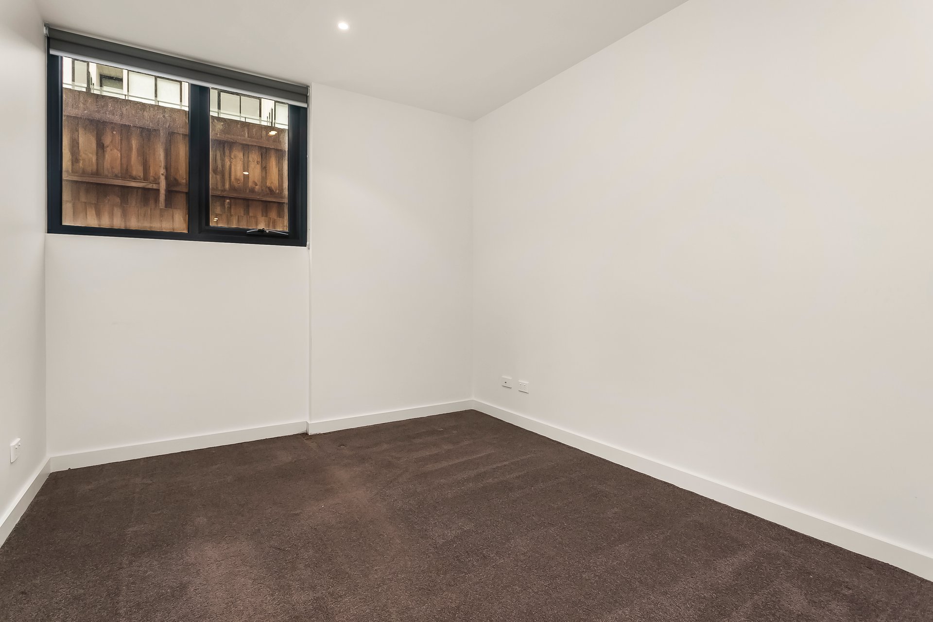 Property Gallery Thumbnail 5