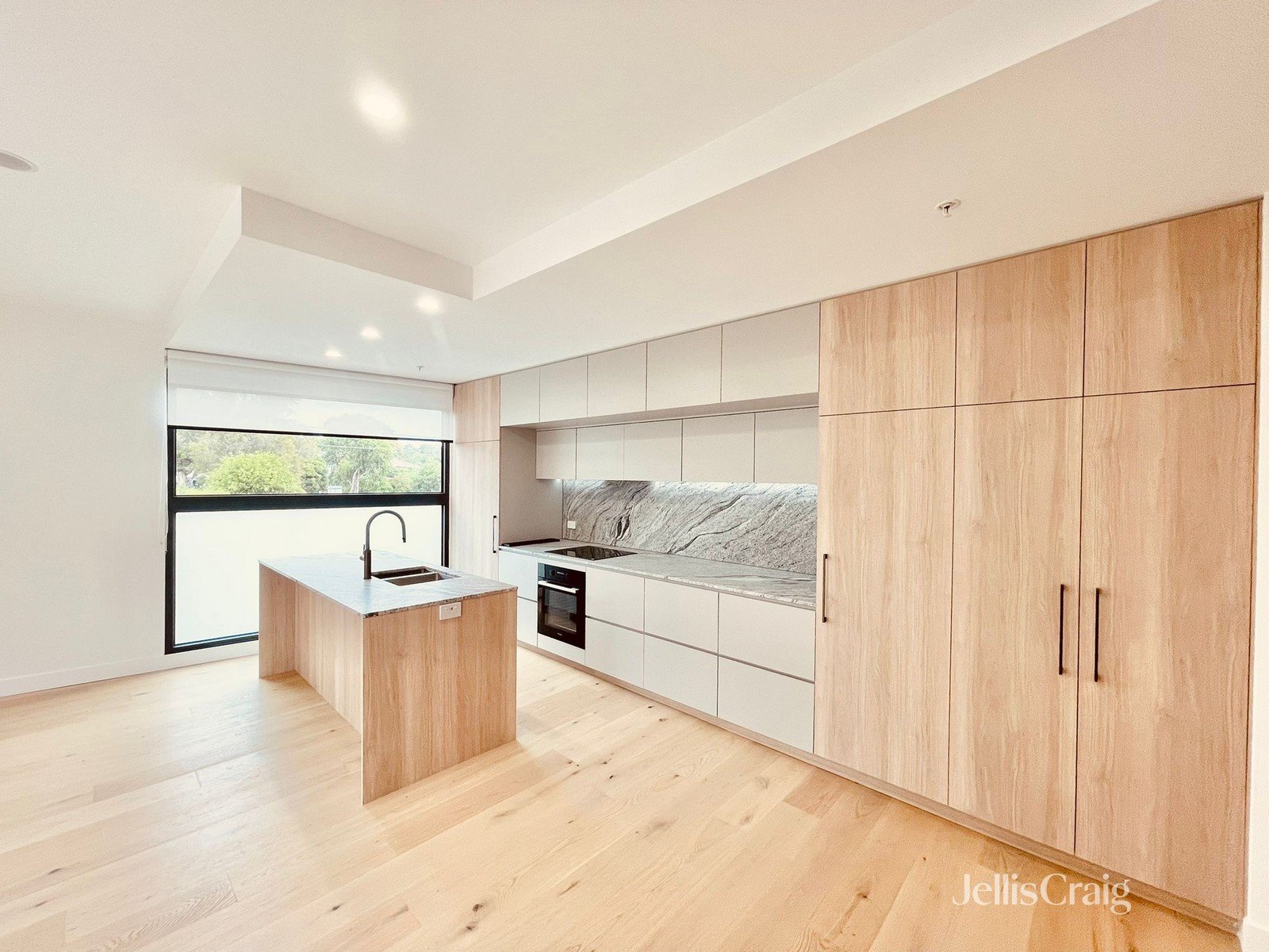 G04/11A Keiller Street, Hampton image 2