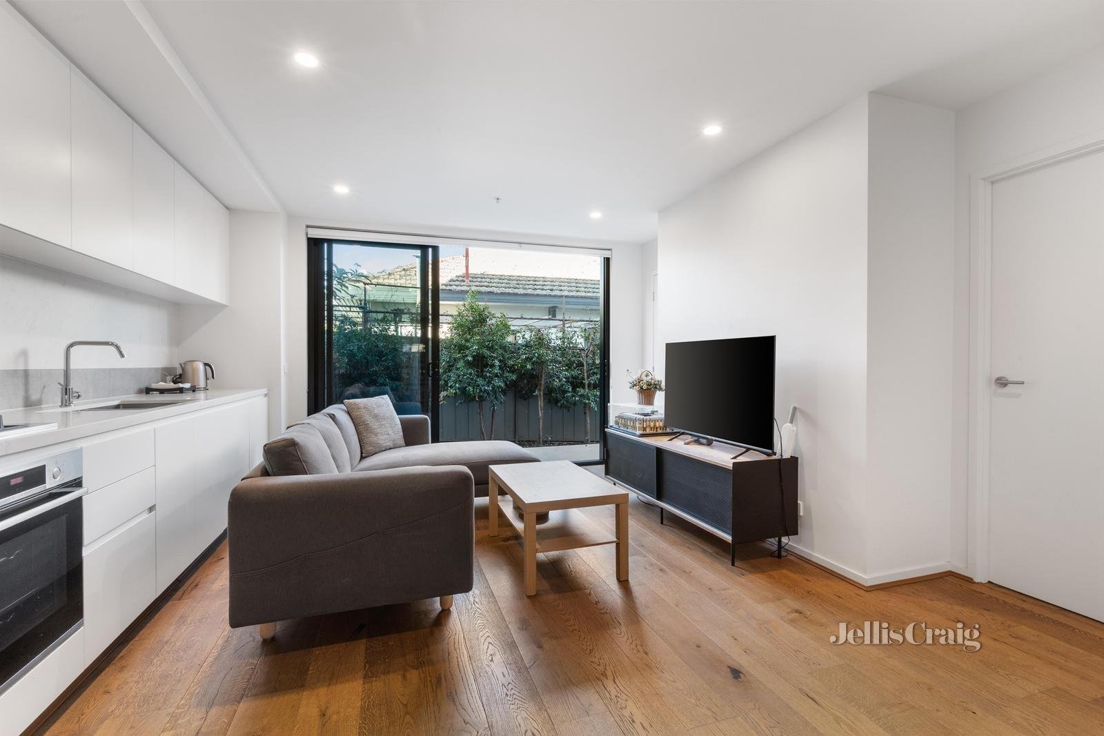 g04/1280 Toorak Road, Camberwell image 3