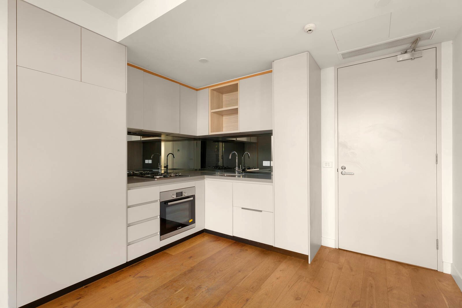 Property Gallery Thumbnail 4