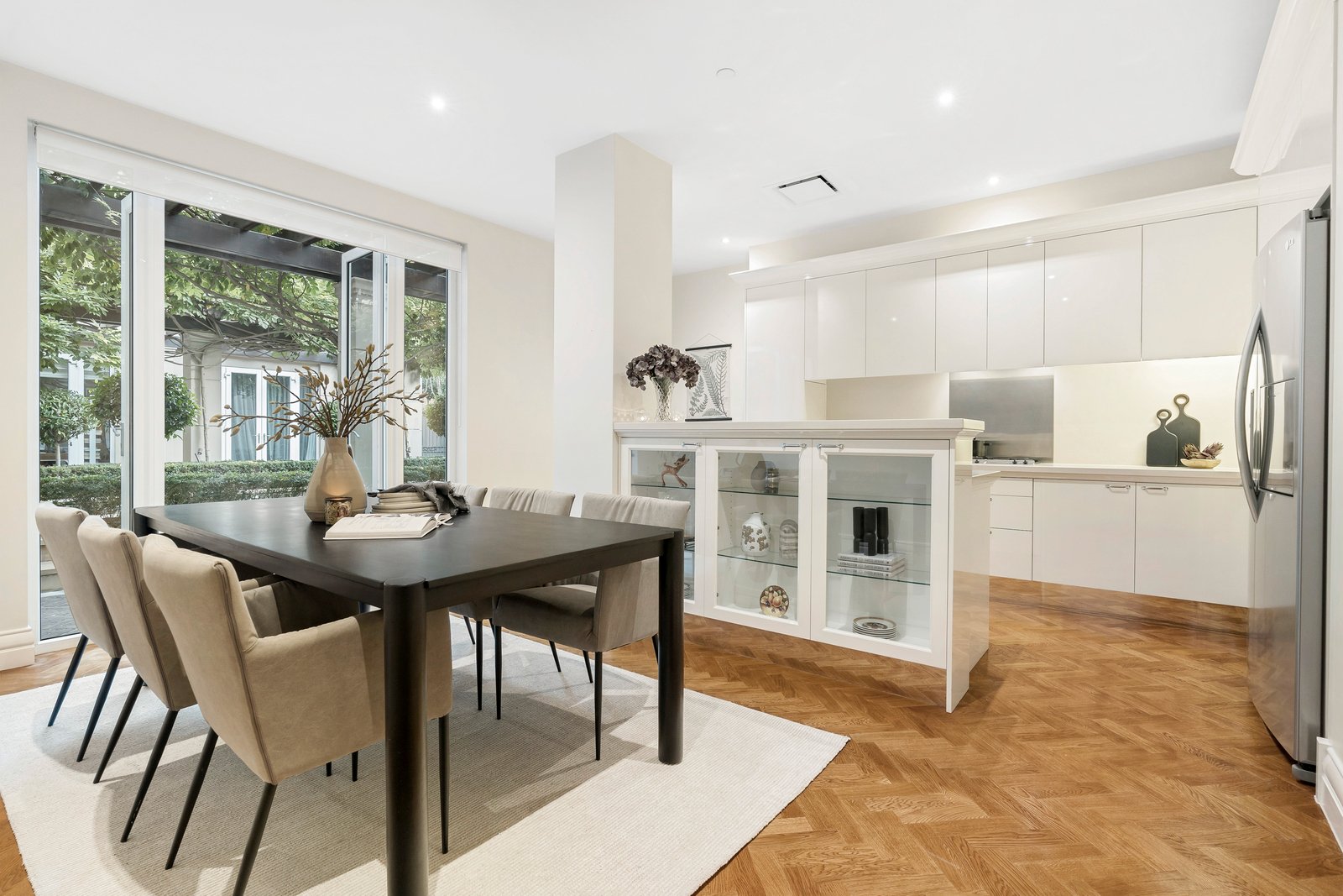 Property Gallery Thumbnail 5