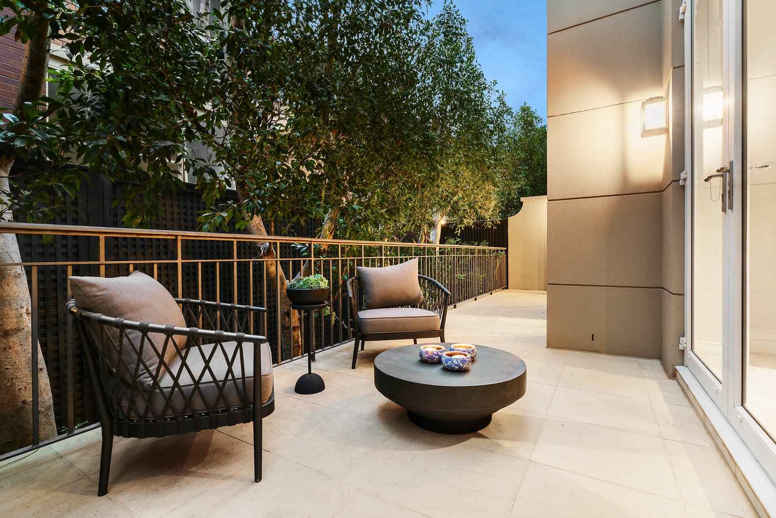 Property Gallery Thumbnail 9