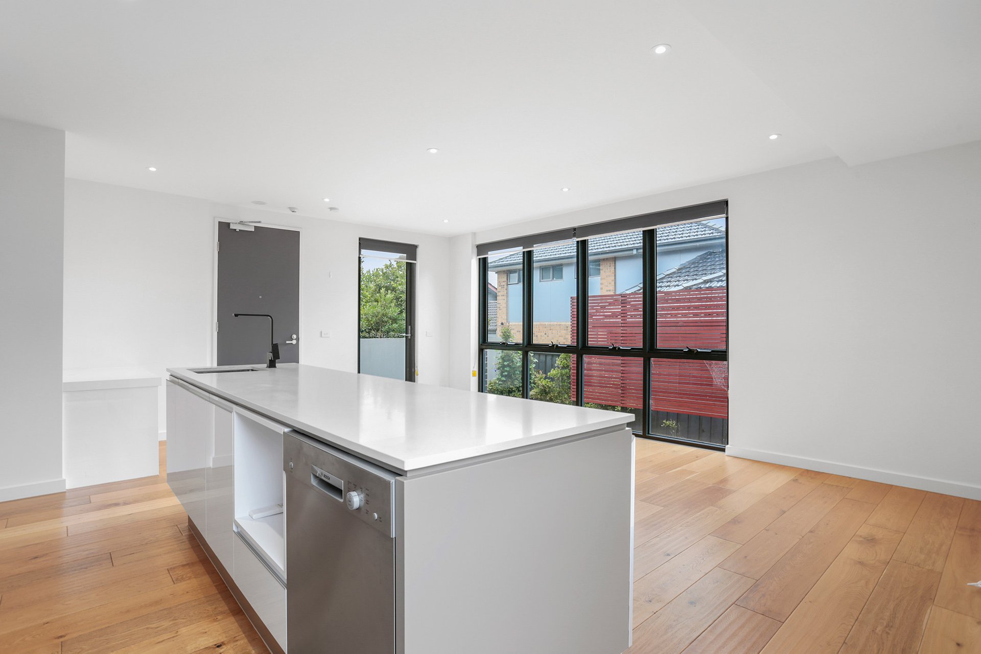 Property Gallery - Main Image