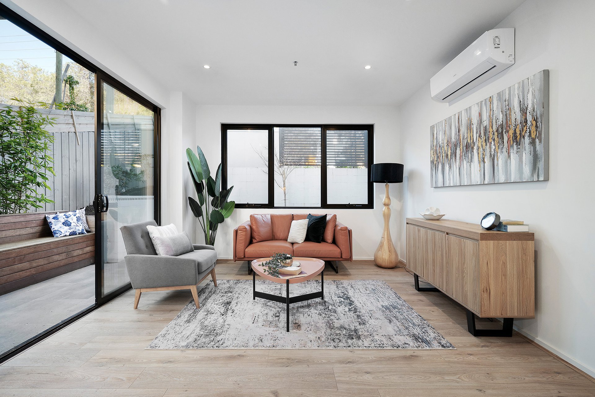 Property Gallery - Main Image