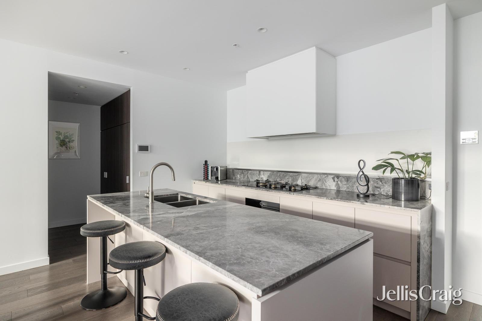 G06/3 Hurstmon Street, Malvern East image 6