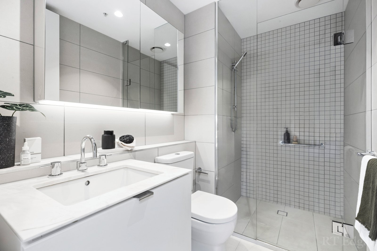 Property Gallery Thumbnail 5