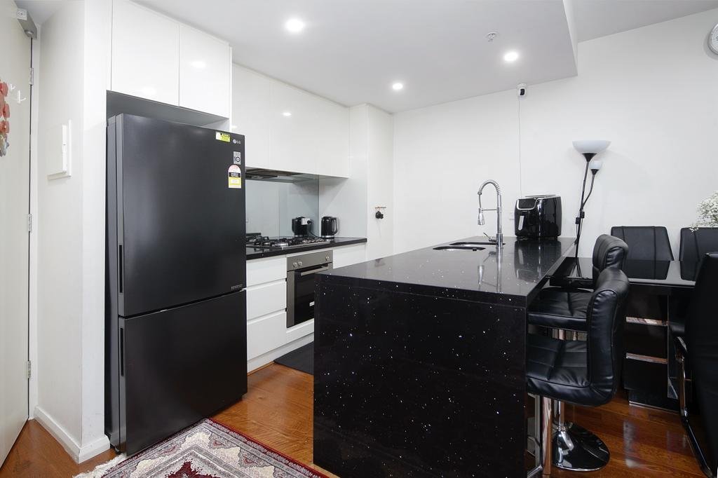 Property Gallery Thumbnail 2