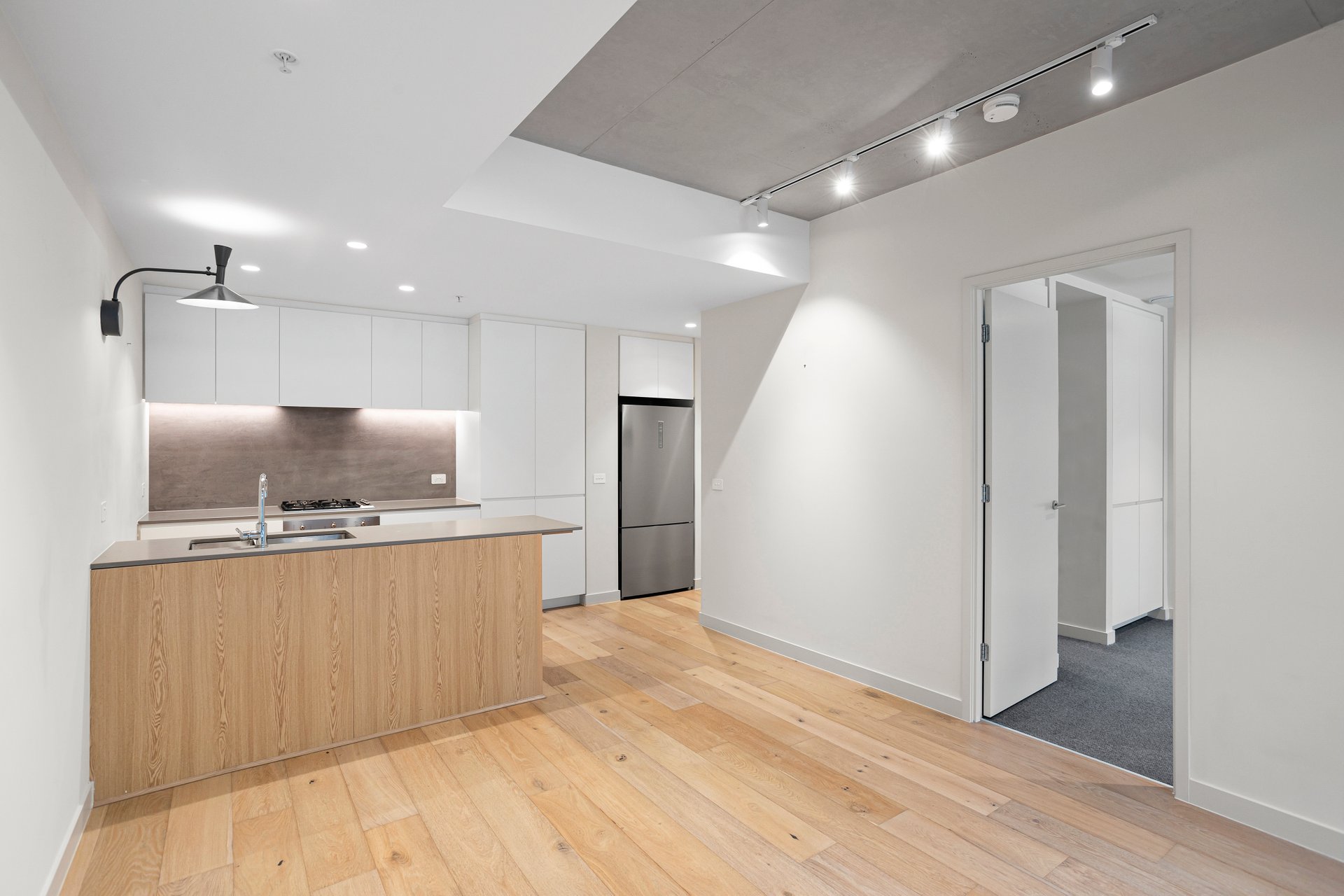 Property Gallery Thumbnail 4