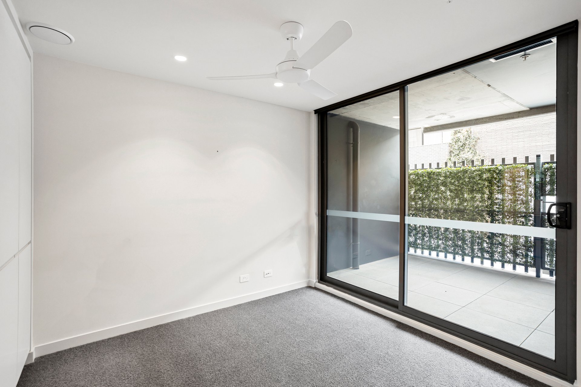 Property Gallery Thumbnail 7