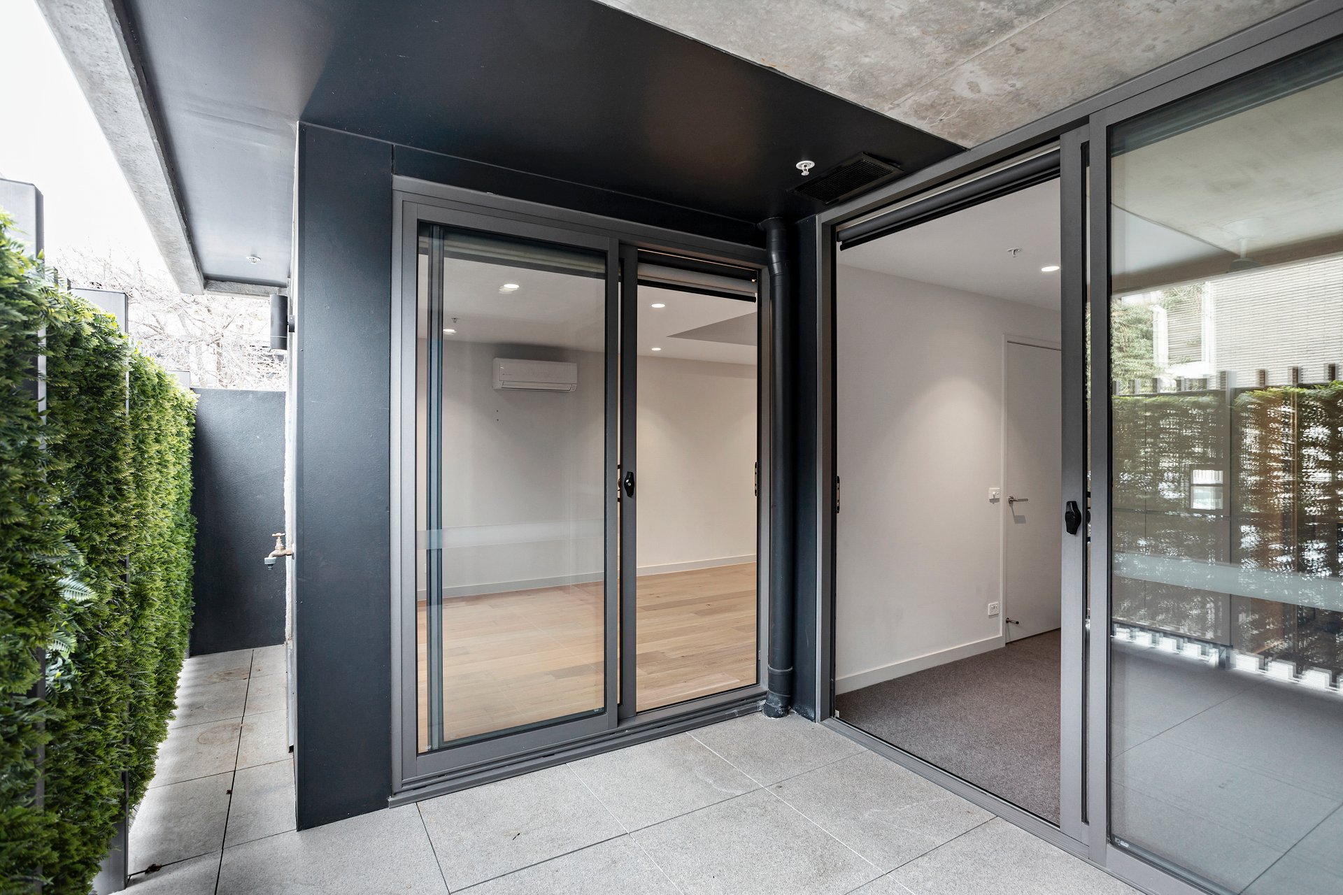 Property Gallery Thumbnail 6