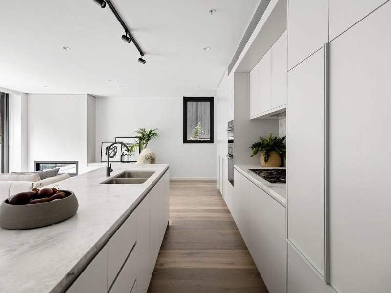 Property Gallery Thumbnail 3