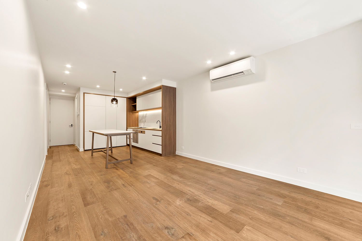 Property Gallery Thumbnail 2