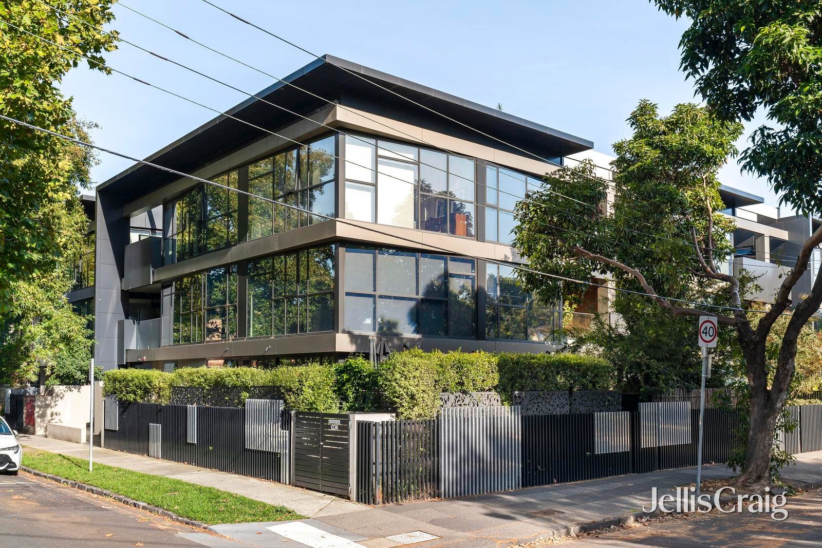 G12/2 Kingsley Street, Elwood image 2