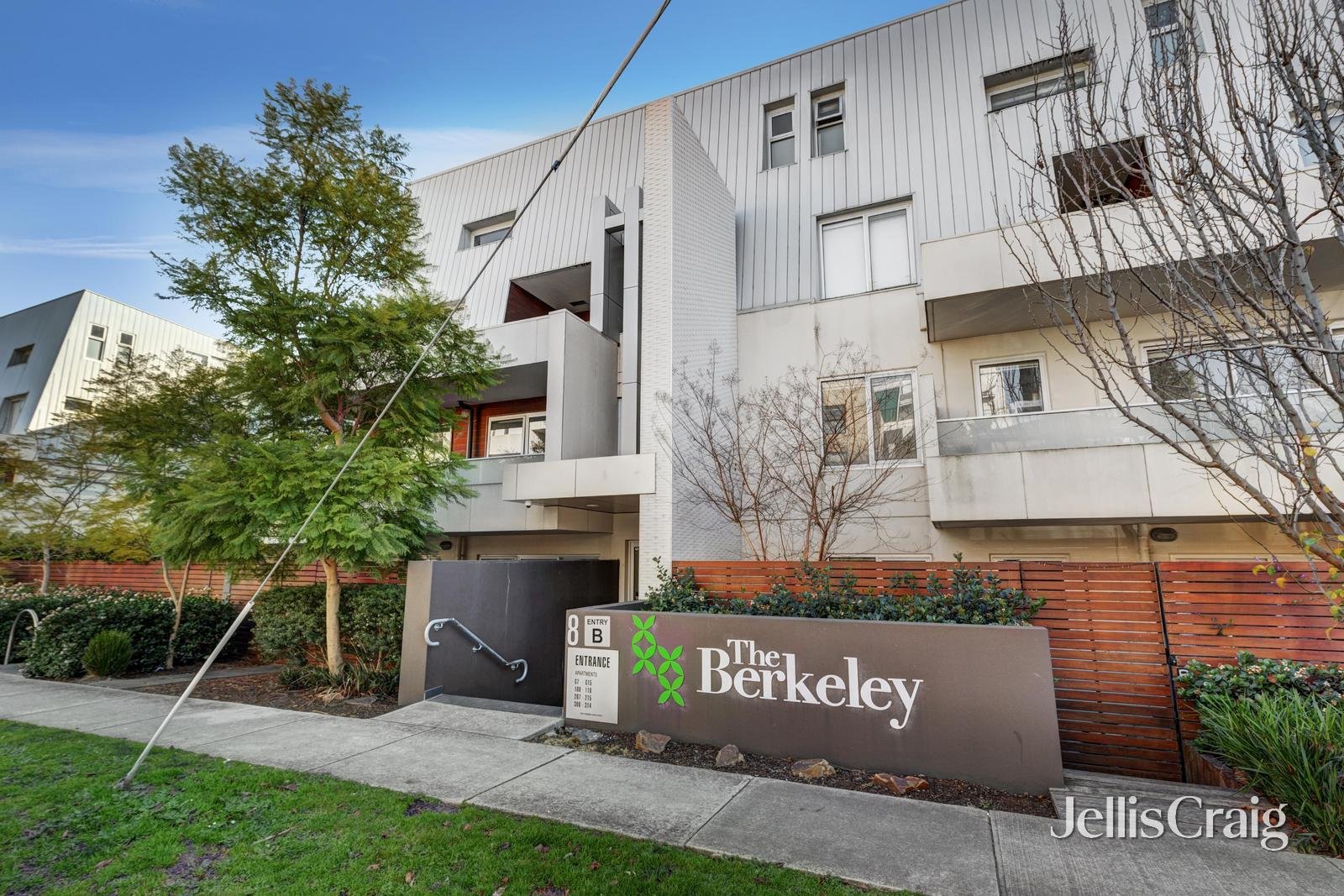 G12/8 Berkeley Street, Doncaster image 1