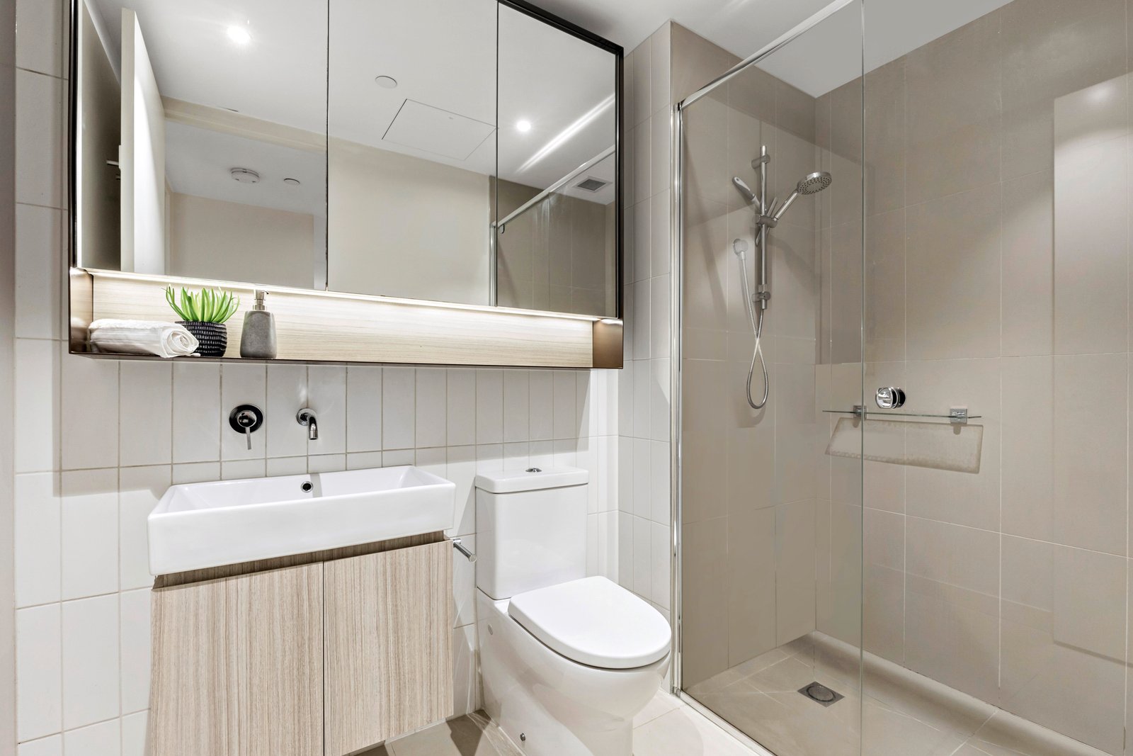Property Gallery Thumbnail 4
