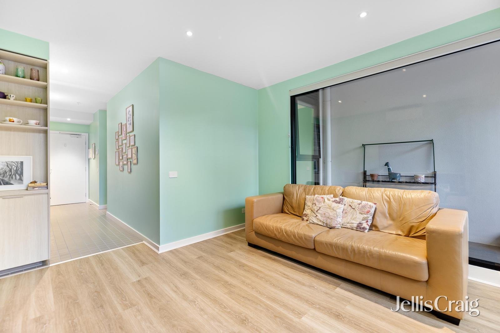 G13/1 Queen Street, Blackburn image 3