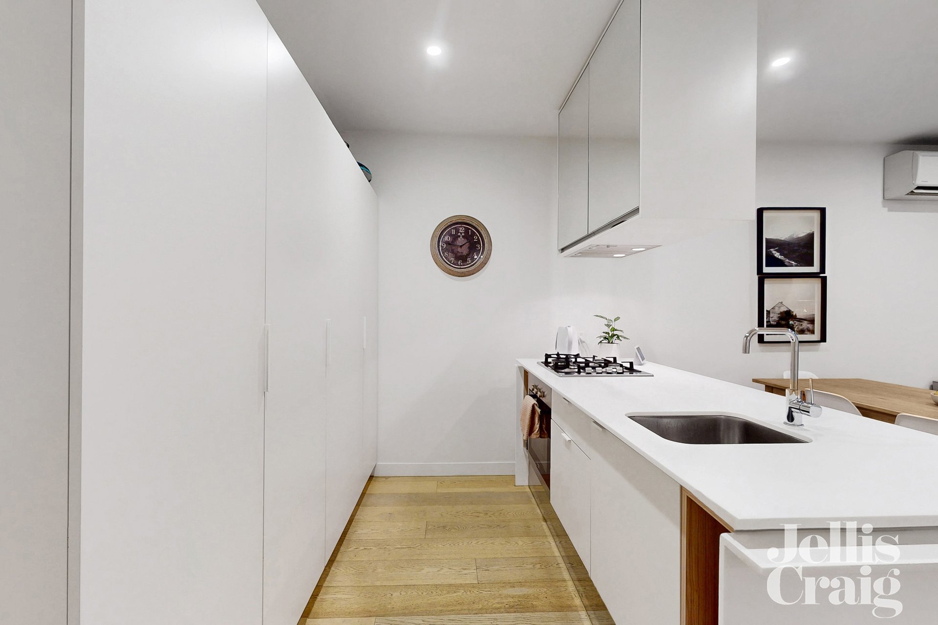 g15/209-213 Bay Street, Brighton image 7