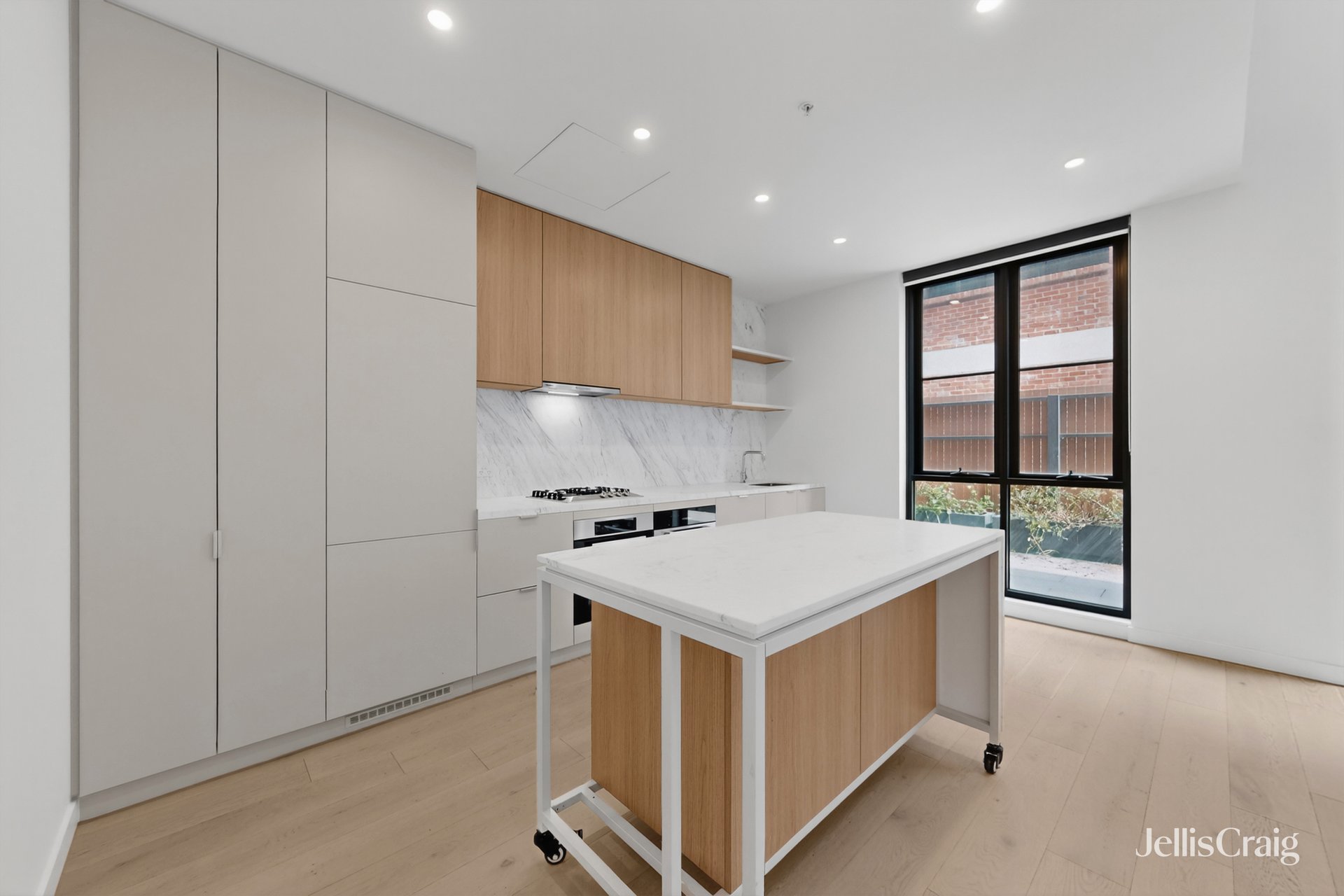 G16/363 Macaulay Road, Kensington image 5