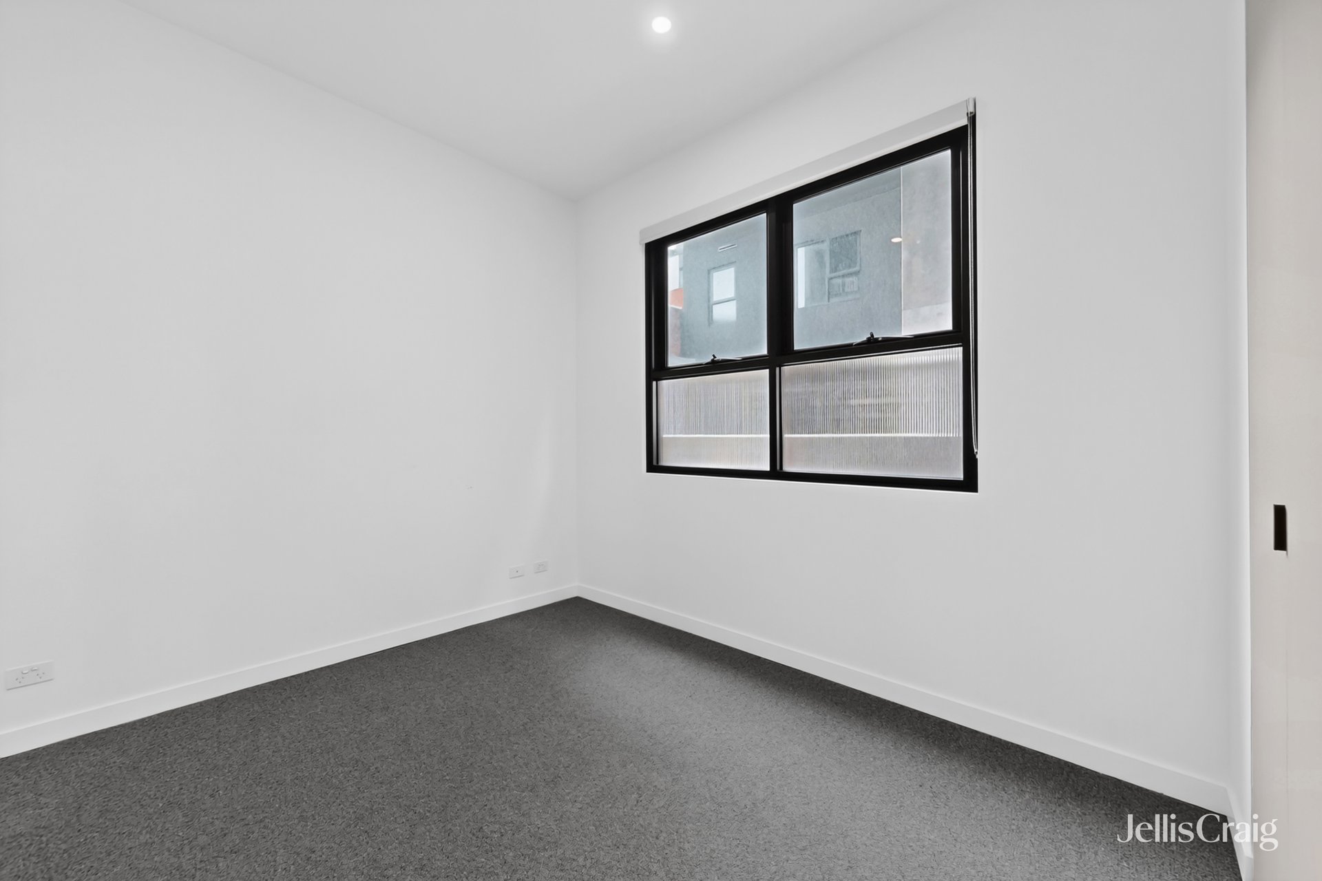 G17/363 Macaulay Road, Kensington image 10