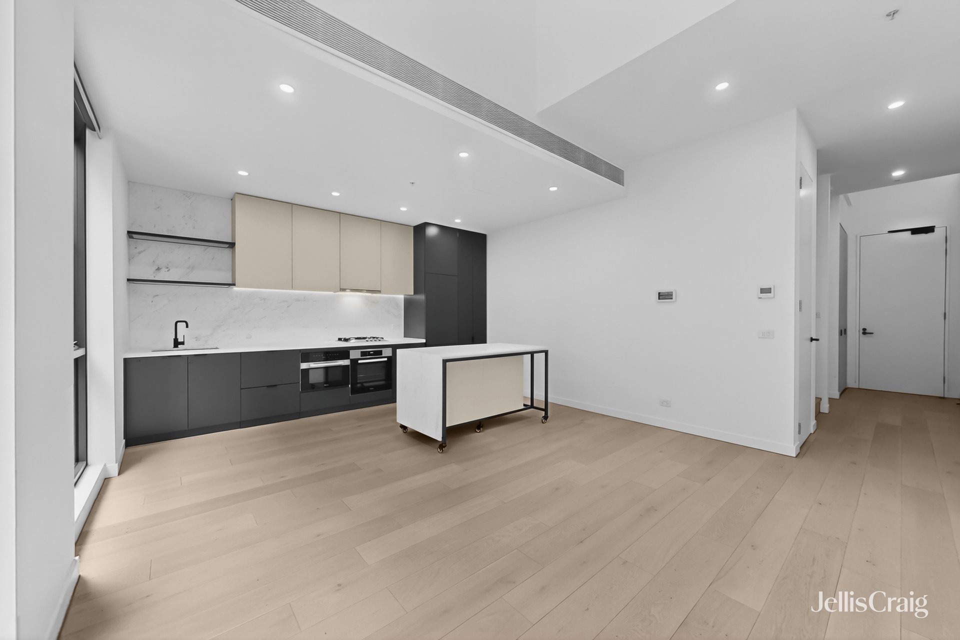 G17/363 Macaulay Road, Kensington image 6