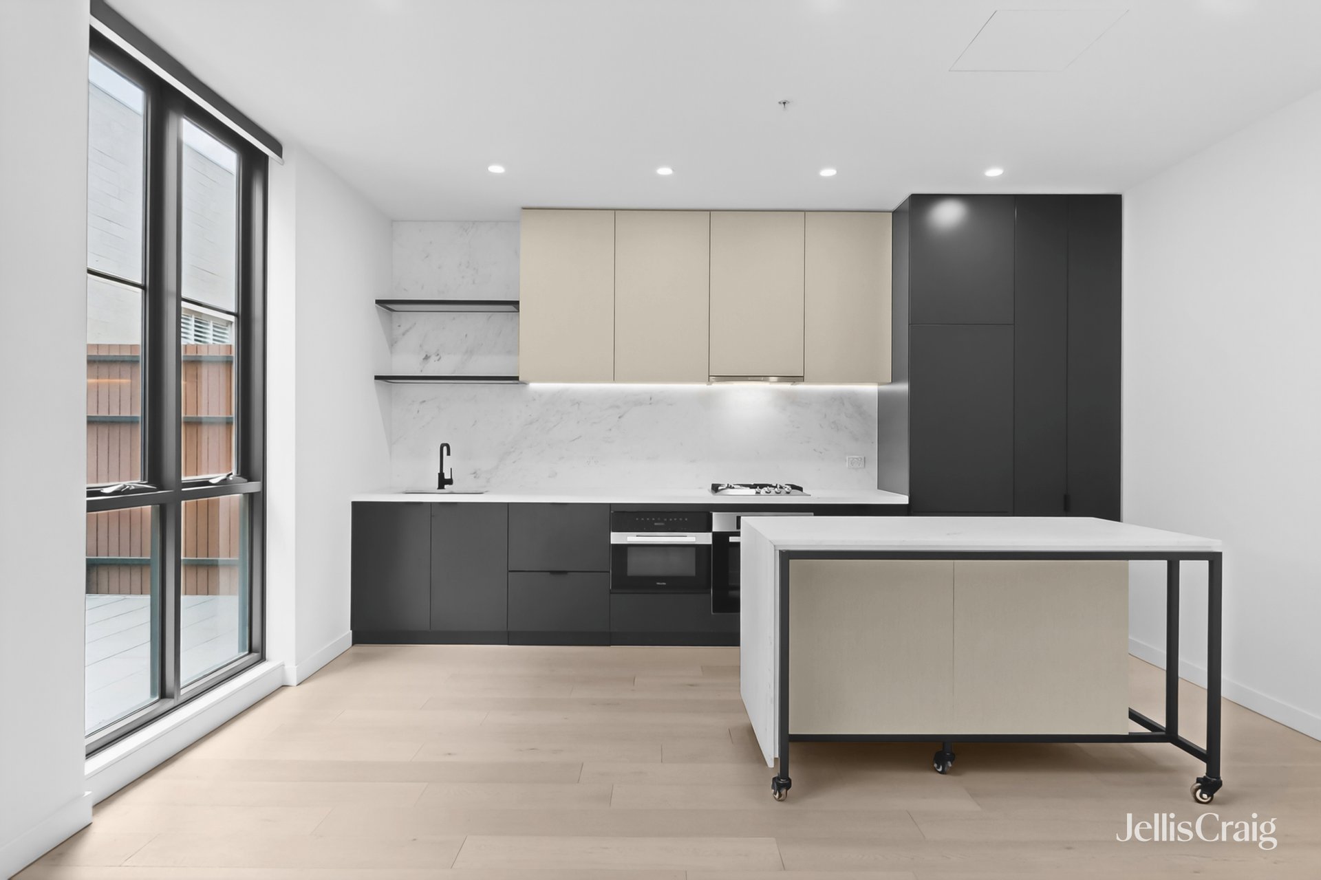 G17/363 Macaulay Road, Kensington image 2