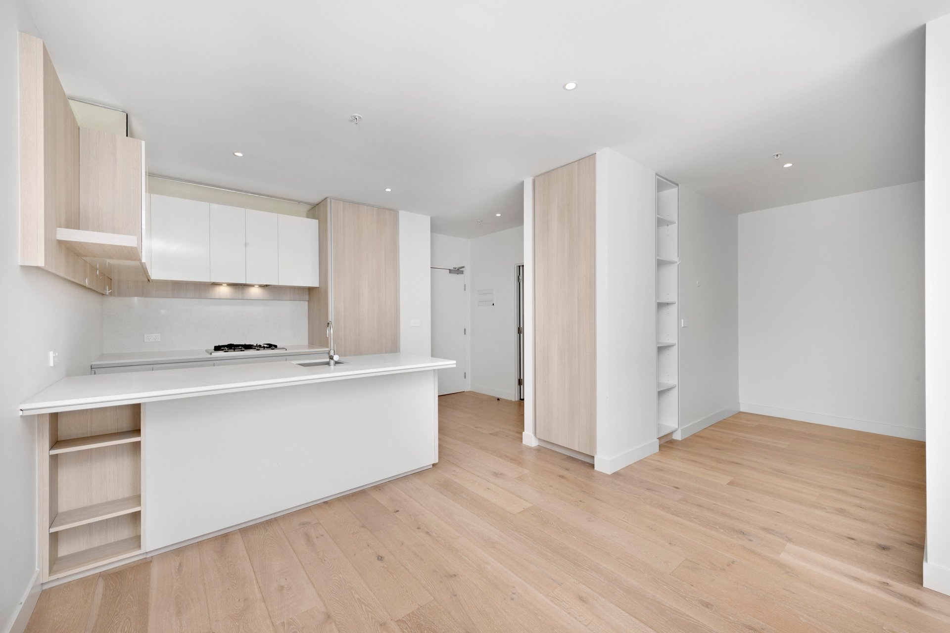 G19/692 Whitehorse Road, Mont&nbsp;Albert image 6