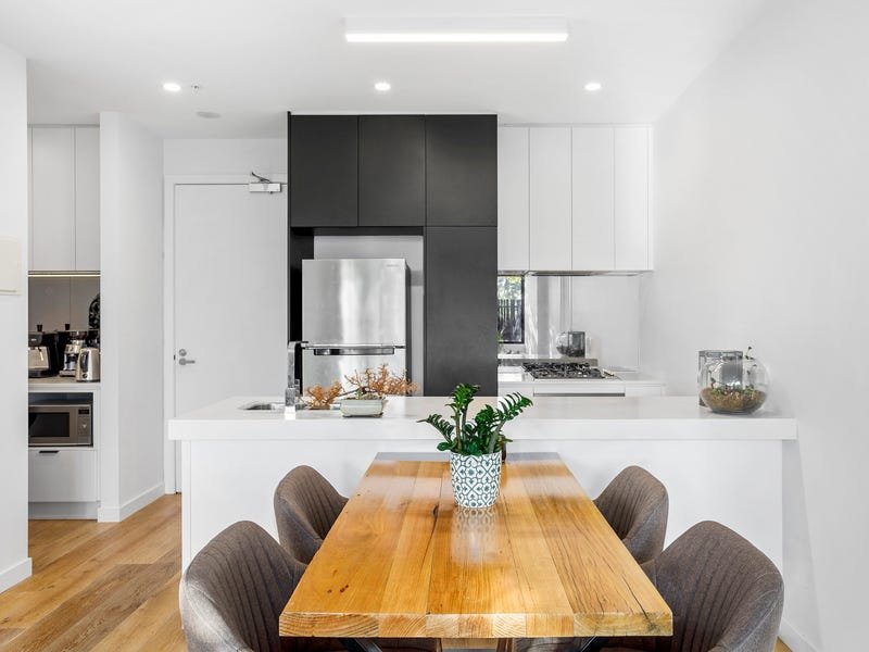 Property Gallery Thumbnail 3